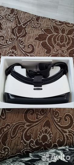Очки виртуальной реальности samsung gear vr