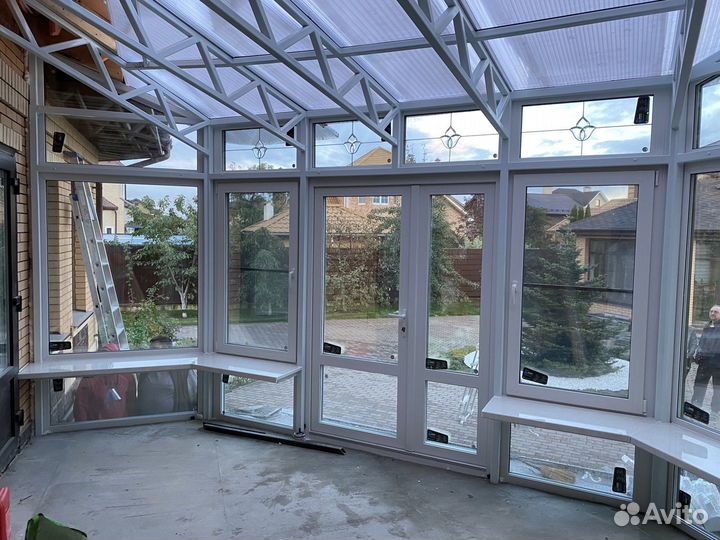 Остекление, отделка балконов и лоджий