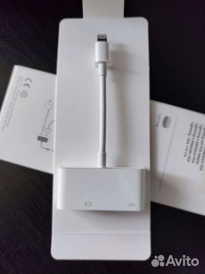 Кабель Apple Lightning to VGA Adapter Новый