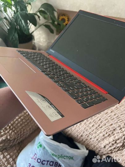 Ноутбук lenovo i5 8250/8/256gb SSD