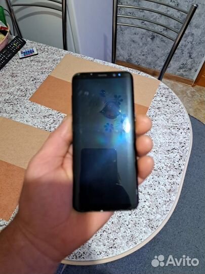 Samsung Galaxy S8, 4/64 ГБ