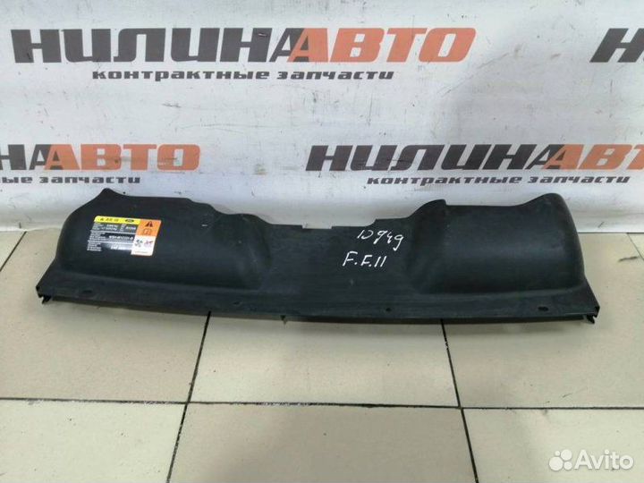 Накладка передней панели Ford Focus 2 1.8 2009