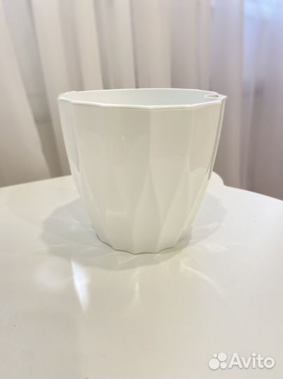 Горшок для цветов / кашпо