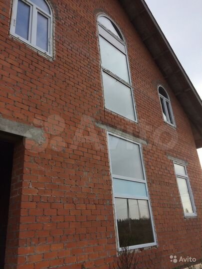 Дом 342,9 м² на участке 31,8 сот.