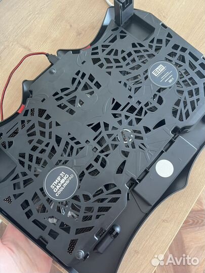 Подставка с охлаждением для ноутбука