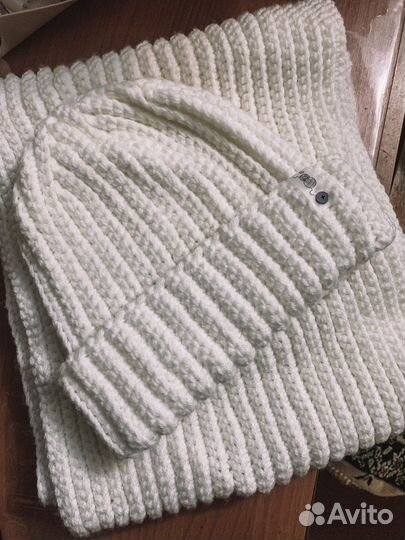 Шапка и шарф