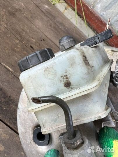 Вакуумный усилитель тормозов Mercedes-Benz E W210