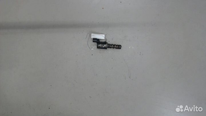 Клапан фазорегулятора Toyota Prius, 2009