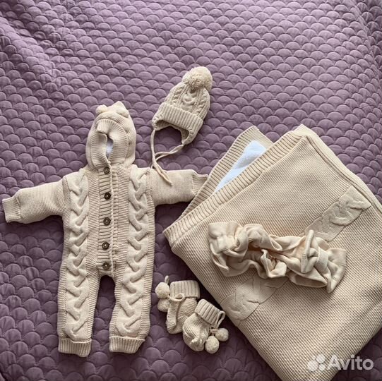 Комплект на выписку зима