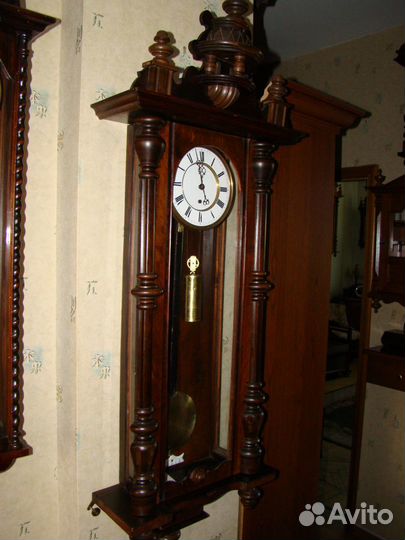 Часы старинные Gustav Becker