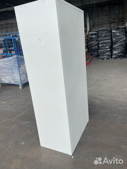 Металлический шкаф для раздевалки Практик ls-31