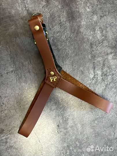 Кожаная шлейка For Pets