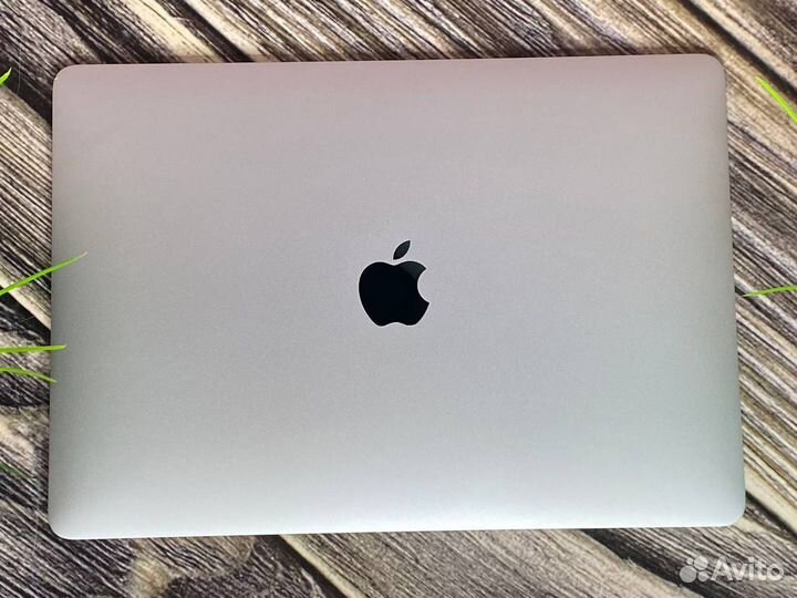 Apple MacBook Air 2020 Retina/8gb/SSD