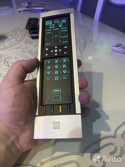 Универсальный пульт One For All Kameleon URC 8305