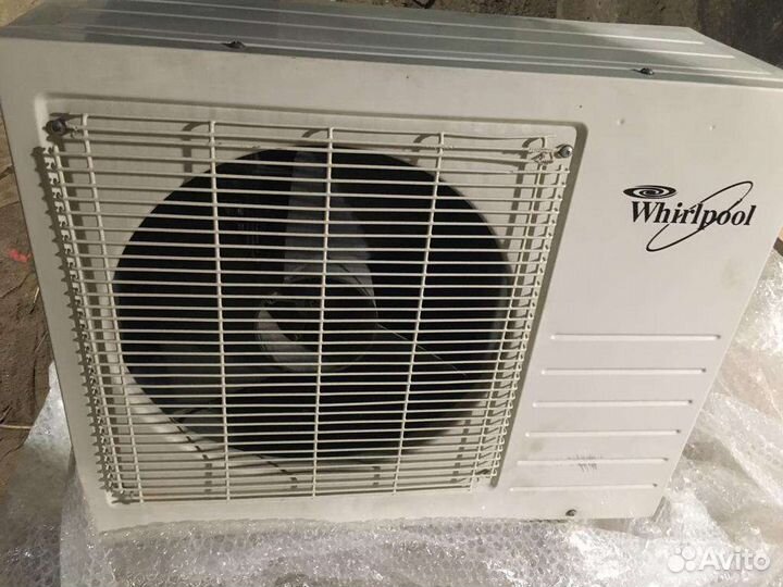 Кондиционер Whirlpool AMD 301