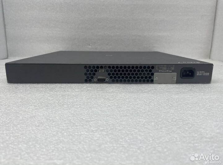 Коммутатор HP procurve 2848 48 port J4904A