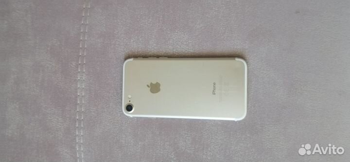 iPhone 7, 32 ГБ