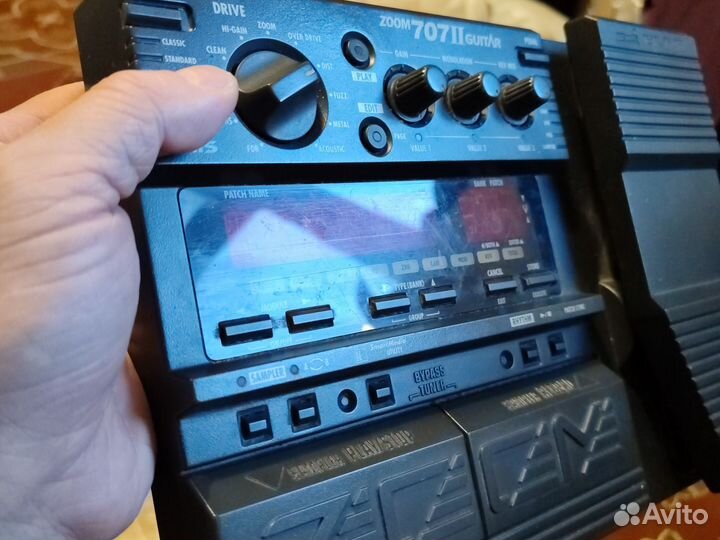 Гитарный процессор zoom 707 II