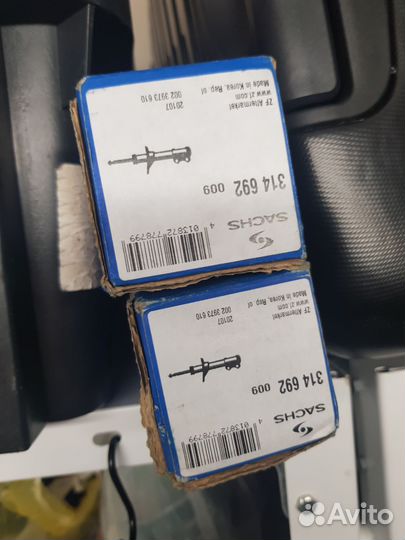 Задние амортизаторы Hyundai Sonata NF