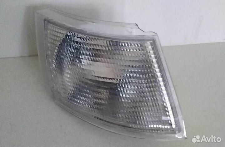 Поворотник на фару на ваз 2110-2112 белый под бош