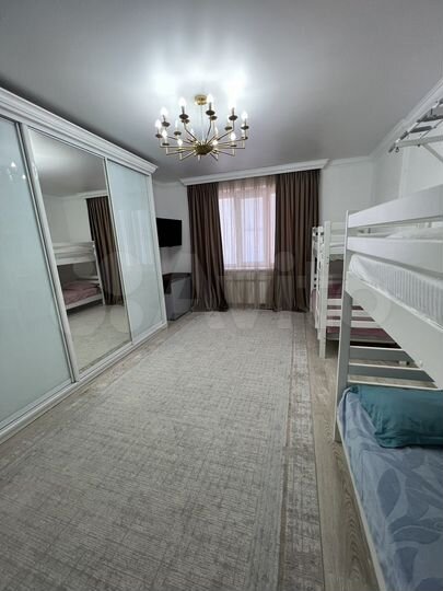 2-к. квартира, 77,2 м², 11/11 эт.