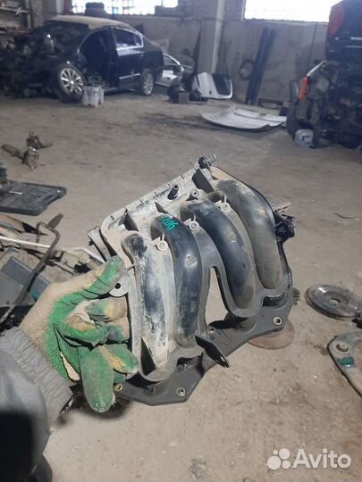 Пежо 206 колектор впускной дросельная заслонка