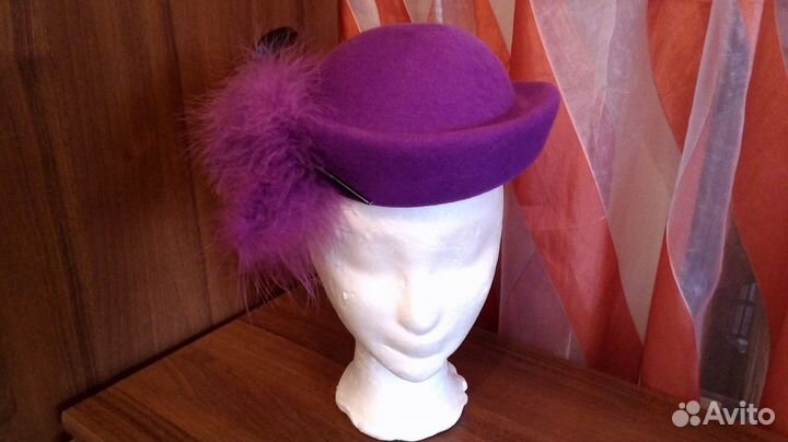 Новая черная фетровая шляпа