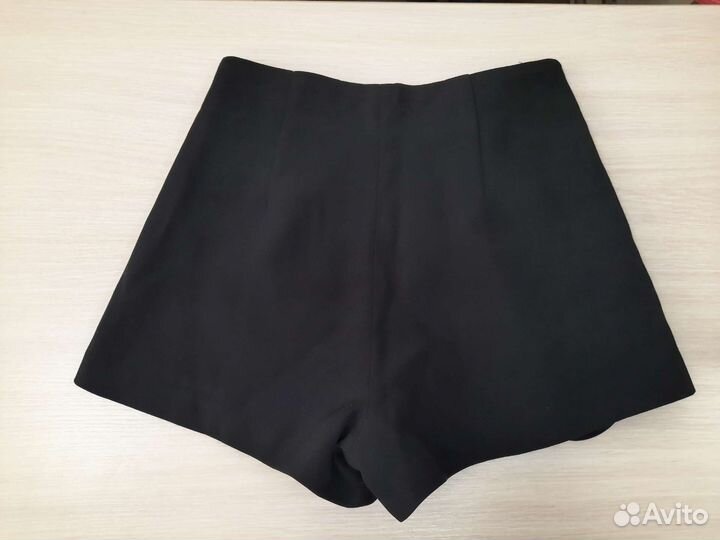 Шорты женские классические