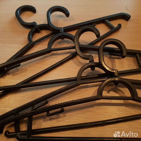 Вешалки плечики