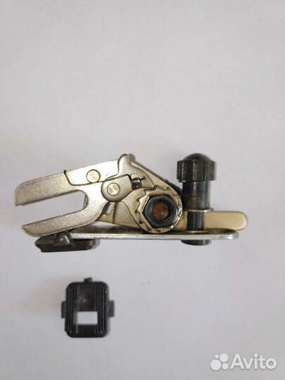 Приставка к швейной машине