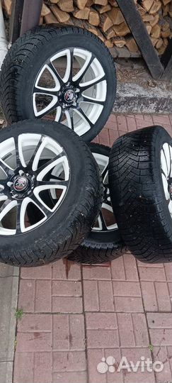 Pirelli Ice Zero 225/50 R17