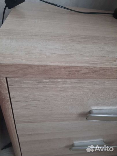 Тумба прикроватная