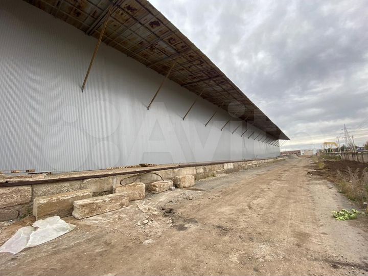 Склад, 1300 м²