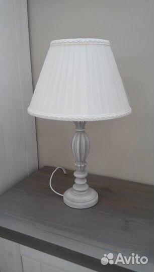Лампа настольная Севенна
