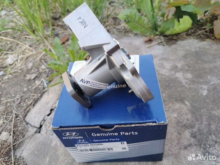 Насос системы охлаждения Помпа Hyundai