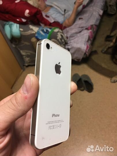 iPhone 4S, 8 ГБ
