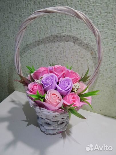 Композиция из мыльных роз