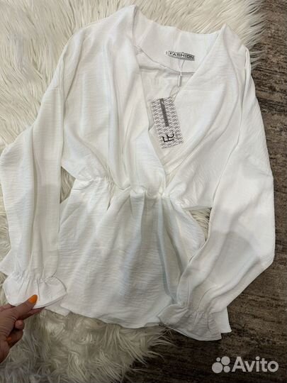 Костюм 44-46(46) новый