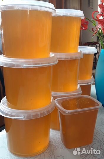 Мёд, медовые соты, маточное молочко, прополис