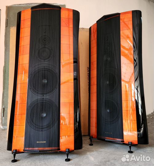 Sonus faber stradivari homage