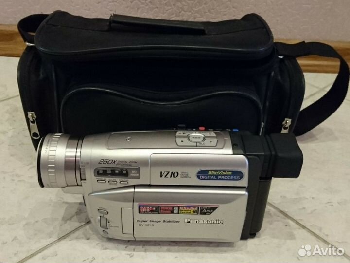 Видеокамера Panasonic nv-vz 10