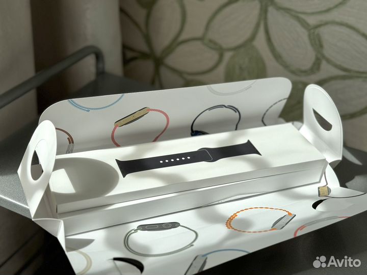 Коробки от техники apple