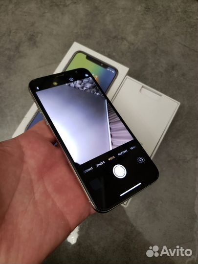 iPhone X, 256 ГБ