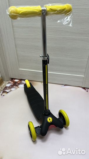 Самокат детский новый