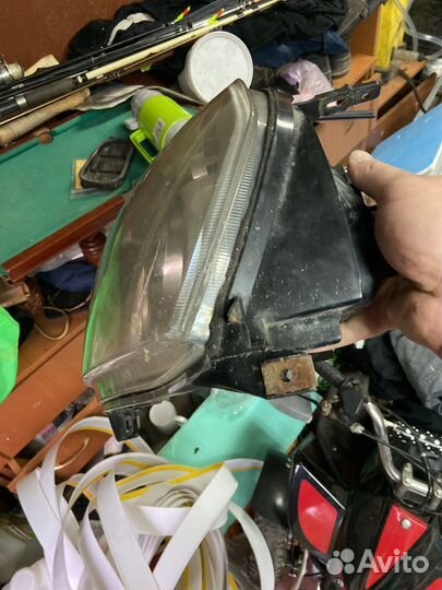 Фара передняя левая на LADA priora