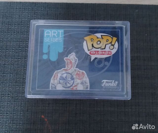 Фигурка funko pop capitan marvel art series ориг