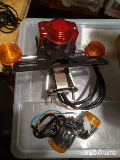 Стоп сигнал и поворотники (комплект)