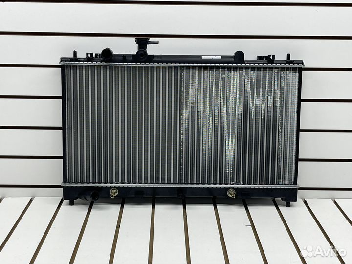 Радиатор охлаждения Mazda 6 gh