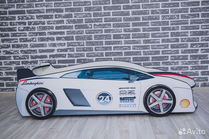 Кровать машина