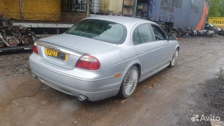Разбирается jaguar S-type 2007 год на запчасти